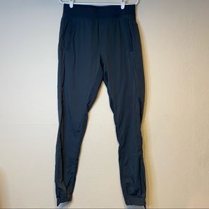 LULULEMON men’s melanite gray Great Wall pants S